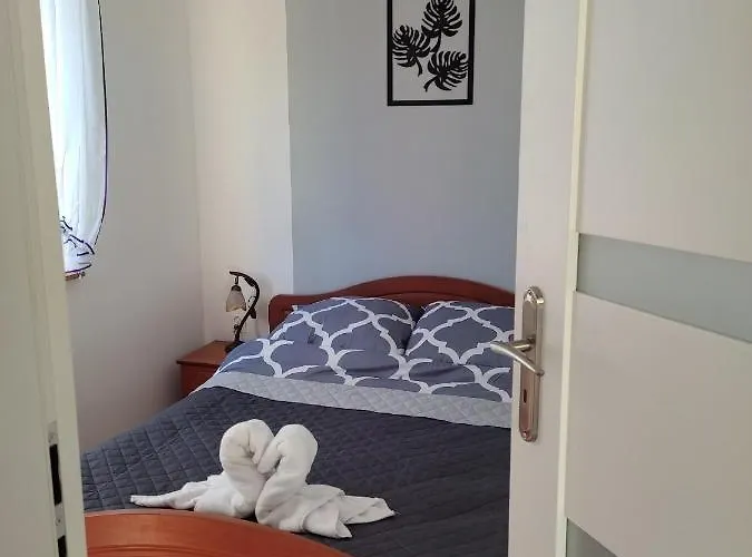 דירה Nad Jeziorem Treby Stare