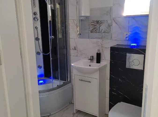 Nad Jeziorem 公寓 Treby Stare